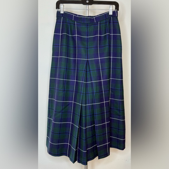 D. Byford Dresses & Skirts - D. Byford tartan plaid Scottish wool culottes skirt pants side zip size 28 waist